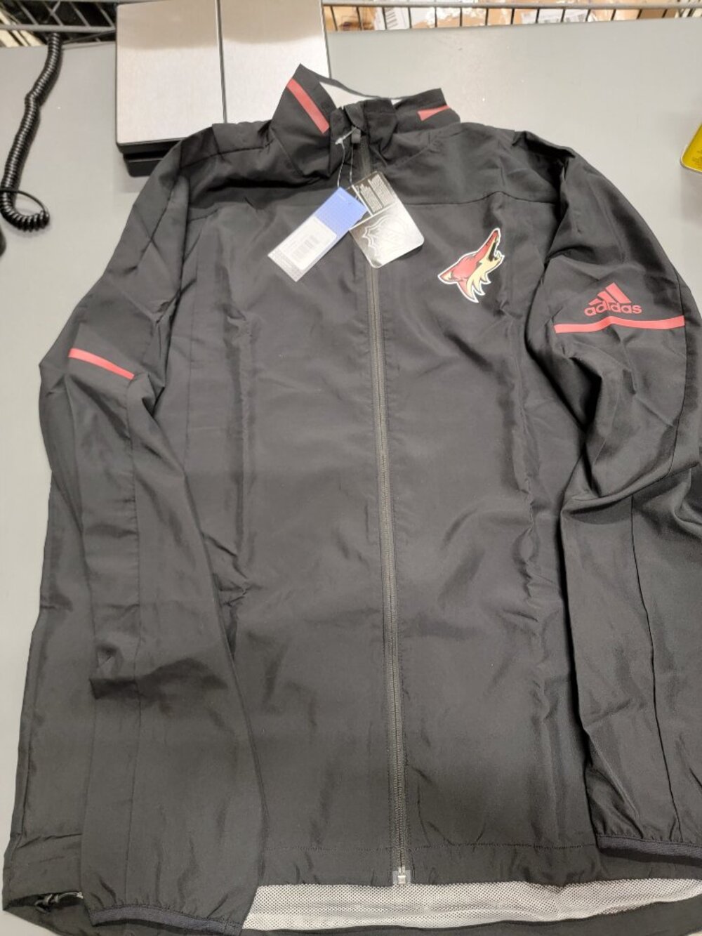 Adidas Arizona Coyotes Rink Jacket NHL - Size Large